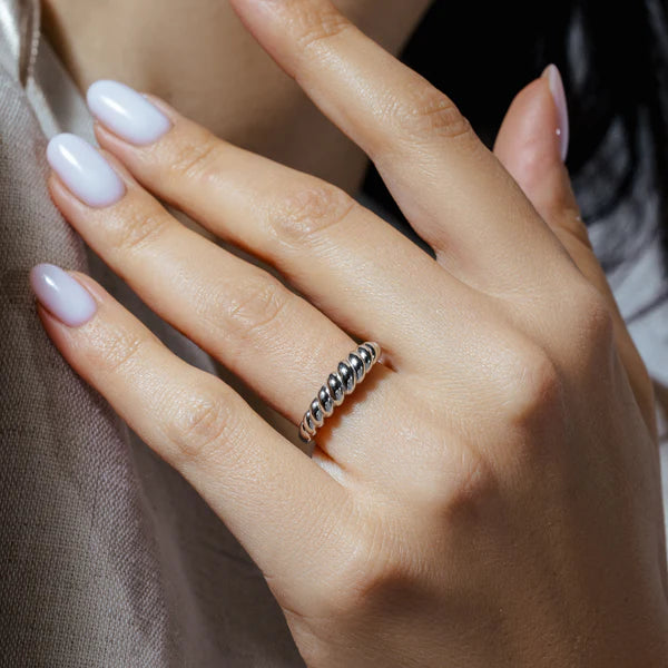 Croissant Design Ring